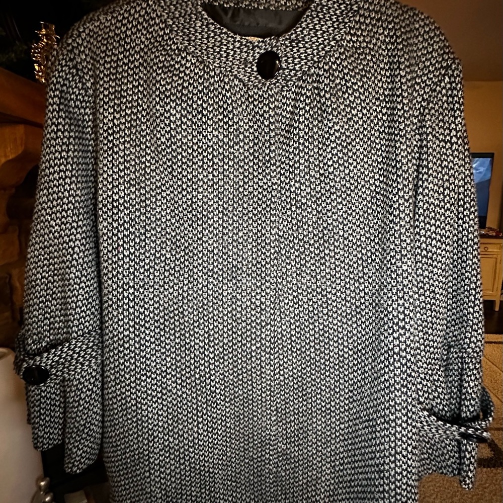 Black/Gray Cape Women’s Coat with tulip sleeves